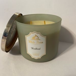 WHITE BARN 3 WICK CANDLE | WOODLAND